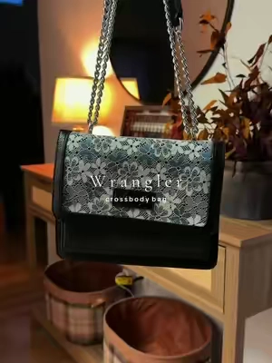 So pretty 🖤 @Rustic Charm Bootic #purse #shoulderbag #crossbodybag 