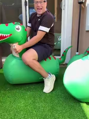 #summervibes #tiktokmademebuylt #tiktokshopdealsforyou #toy #inflatable @QPAU 