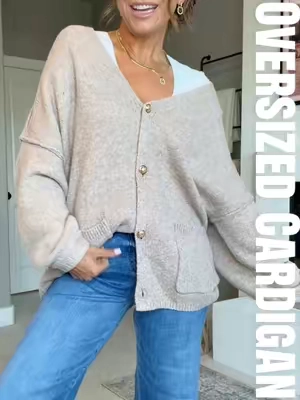 Replying to @MarieTheAntoinette  pockets & buttons 🙌🏼 #viralcardigan #cardigan #oversizedcardigan #fallstyle #fallstyleinspo 