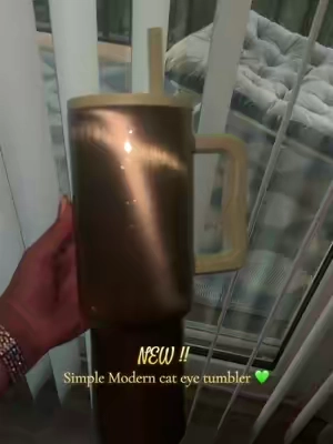 @Simple Modern #TikTokshopbacktoschool #tiktokshopcreatorpicks #tumbler #tumblersoftiktok #simplemodern 