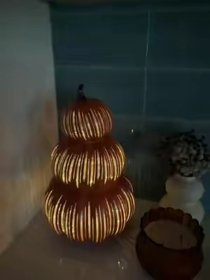 For the fall girlies who like cozy decor!🤎✨ #falldecor #fall #pumpkinseason #pumpkin 
