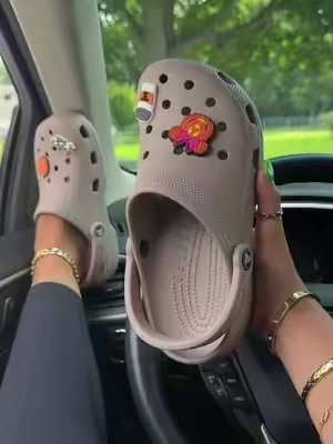 @Crocs #crocs #crocsshoes #fall #fallshoes #crocsnewarrivals 