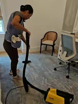 Respuesta a @user294951104 Eureka 3670G Mighty Mite Light, es la aspiradora que  yo utilizo para limpiar casas  #cleaning #limpieza #housekeeping #cleaninghacks #cleaningtiktok 