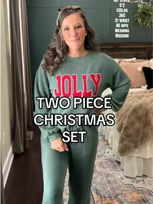 #christmasoutfit #twopieceset #outfit #fashion 