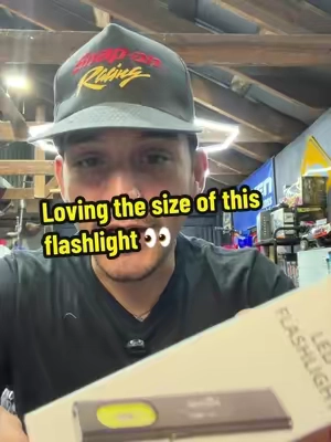 This one actually seems like a solid edc just for the size alone. Barely feel it in your pocket which is perfect for us blue collar workers.  #warsun #edc #everydaycarry #flashlight #tooltok 