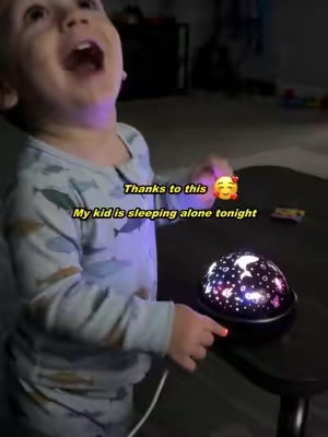 My kid finally sleeps alone #Onefirenightlightforkids#SoothingLight#BedtimeRoutine#nightlightprojector#kidsgifts