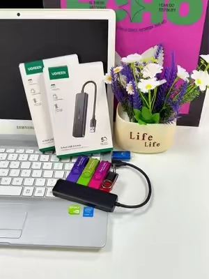 💻 UGREEN USB 3.0 Hub – 4-Port USB A/USB C Splitter Get more done with this ultra-slim USB hub, perfect for expanding your device connectivity: • ⚡ High-speed USB 3.0 ports for fast data transfer • 🖥️ Compatible with PCs, laptops, PS5, Xbox, and more • 🎮 Perfect for gaming setups or office environments • ✨ Compact design ideal for travel and tight workspaces Don’t miss out on this must-have  #UGREEN#USBHub#OfficeEssentials#GamingSetup #TechAccessories 