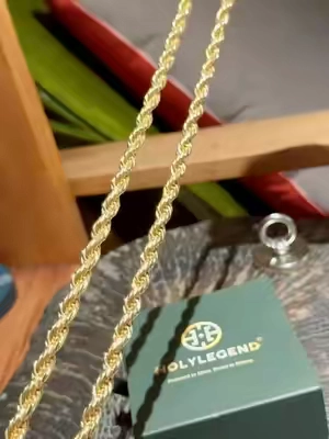#jewelry #14kjewelry #necklace #chain #holylegendjewelry 