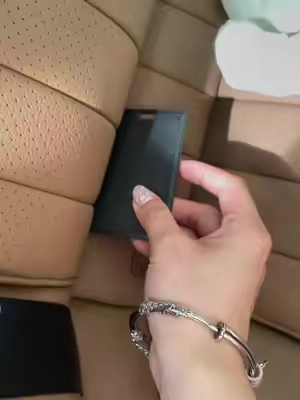 Love tracker #gadgets #musthave #tiktokmademebuyit #tiktokshopfindsthehaul #lifehacks