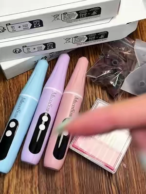 And of course it being pink is the best perk 💖💕🌺 #nails #presson #pressonnails 