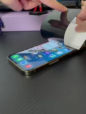 #screenprotector #temperedglass #privacyscreen #fypシ #iphone 