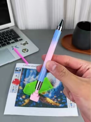 Upgrade your diamond painting game This diamond art pen set comes with replaceable wax tips and a smooth, ergonomic grip that makes crafting easy, clean, and satisfying. Perfect for beginners, pros, or anyone who uses crafting as therapy. #diamondpainting #pen #diamondart #spotlightfinds #tiktokshopsummersale