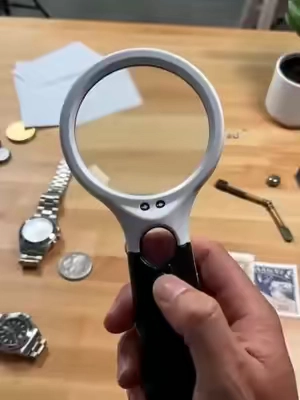 This Desk Gadget Is More Useful Than I Expected 💯#DeskSetup #UsefulGadgets #homeoffice 