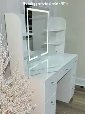 Que belleza 😍7 gavetas espaciosas,repisas y centro de carga 🔌con un diseño de mármol elegante 10/10 .. el vanity perfecto si existe 🌸👆pide el tuyo ya quedan pocas unidades #vanity #marmol #led #mirror #tocador 
