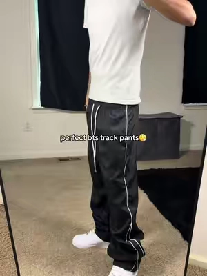 👆grab a pair before they sell out #recentpickups #musthaves #trackpants #trending #viraltiktok 