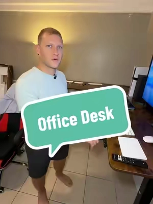 This desk could hold me on top of it! @SIAGO WORKSPACE #desk #office 