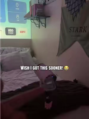 Setting up my projector just got easier 🙌🏽 #projectorstand #projector #miniprojector #smartprojector #movienight 