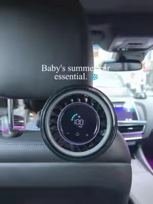 I didn't expect much from this little fan... But wow. 🥶💨 The airflow is so much stronger than I thought, and it's become something we bring everywhere during summer. Car rides, walks, vacations—you name it. It's always with us. ❄️#coolhill #SummerFinds #TikTokshopbacktoschool #portablefan #cool 