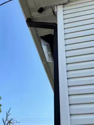 This flexible downspout extension saved my yard 😱 2-Pack + adapters = easy rainwater drainage ✨ #vevor #fyp #homeimprovment #tools