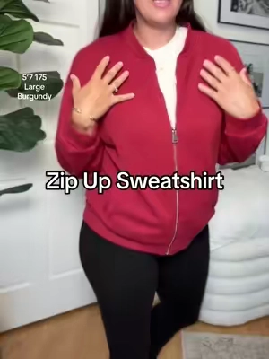 this zip-up sweatshirt is perfect to transition from Summer into Fall! #zipup #sweatshirt #Zipupjacket #sweatshirts