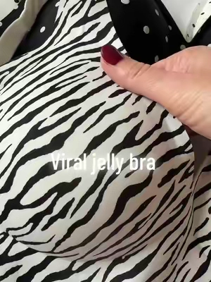 Comfortable, flattering and affordable. All around amazing bra! #bra #jellybra #comfortablebra #bras 