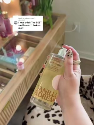 Replying to @sallyyyyyywa fluffy vanilla, golden caramel, coconut cloud ✨🍨🥥 #pinkvictoriasecret #pinkbodymist #vspink #vspinkbodymist #bodymist 
