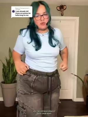 Replying to @Pickingonsharks  #cargojeans #cargopants #plussizecargo #baggycargo 