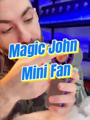 Toss one of these into your bag when heading out in the summer, and you won't have to worry about the heat—no matter how hot it gets.#MAGICJOHN #foryoupage❤️❤️ #losangeles #tiktokmademebuyit #handheldfan 