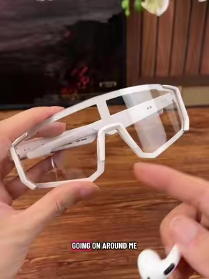 I never thought sunglasses could answer calls too.#smartglasses #Goggles #SmartGlasses #CyclingGlasses #EyeCareTech 