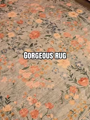 This rug 😍🎀🦋🌸 #rug #arearug #girlsroom 