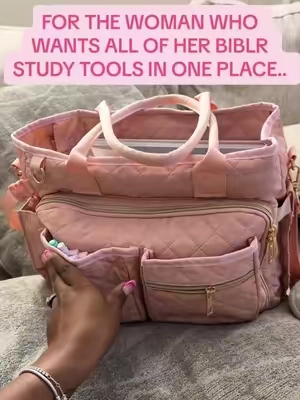 If having all your Bible study supplies scattered around makes it harder to actually sit down and spend time with God… this is your sign to get organized. 🤍📖 Everything I need is in one place, so I can grab my bag, find a quiet space, and just tap in with God. 🙏🏽 #biblestudy #christianwoman #biblestudytools 