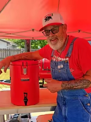 this is a upgraded 5 gallon insulated drink cooler with stainless steel inner lining. #drink #cooler #TikTokshopbacktoschool #backtoschool #tiktokshopcreatorpicks @VEVOR Outdoor Store 