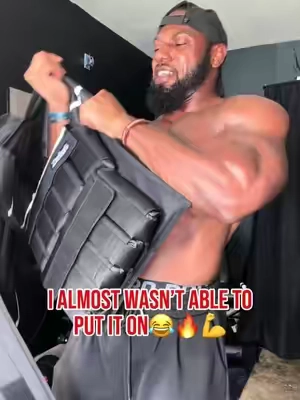 I’m a busy dad over 40, so I use this 60 lb weighted vest with sandbags to make my full-body workouts more challenging without spending hours at the gym. I use it for weighted vest workouts, bodyweight training, strength training, rucking, cardio, and home workouts in my garage or backyard. @ZELUS Fitness #TikTokshopbacktoschool #WeightedVest #WeightedVestWorkout #FullBodyWorkout #StrengthTraining