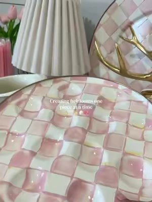 Simply gorgeous!  #eggplatter #eggtray #deviledeggs #hostingtips #mackenziechilds 