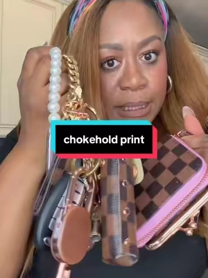 lmy purse accessories are getting entirely too bougie 🤎😂#bagaccessories #wallet #walletaccessories #lipglossholder #bougieonabudget💋  @DAILY RITMO  keychainaccessories