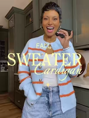 SIZE MEDIUM 🩵 Who’s ready for fall? 🍂 This is the perfect cozy knit cardigan sweater!  #cardigan #knitcardigan #fallfashion #fashioninspo #cardiganoutfit @Uaneo 