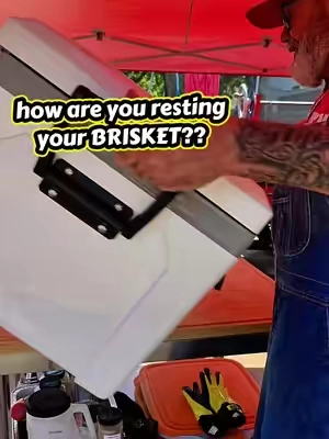 this 52qt insulated cooler i use to rest my briskets and when we're not resting briskets, we're using it to keep our drinks cold. #drink #cooler #TikTokshopbacktoschool #backtoschool #tiktokshopcreatorpicks 