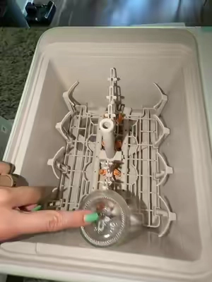 made for the twin moms! #eufy #bottlewasher #babyregistrymusthaves #twinmom #twinmomlife 