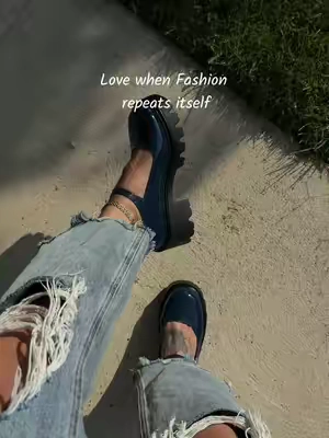 90s fashion is back 🍂 Chunky platform Mary Janes are giving ALL the retro vibes! I love when fashion repeats itself—these are going with everything all fall 🤎 #MaryJanes #90sFashion #ChunkyShoes #FallFashion #RetroStyle    @Dream Pairs 