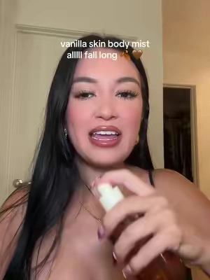 my go to fall scent!! #phlur #vanillaskin #tiktokshopsummersale #perfume #tiktokshopcreatorpicks 
