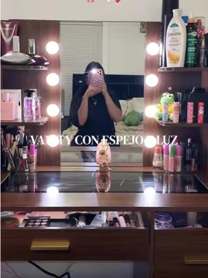 me encantó ✨🤎 #vanityconluz #vanitymakeup #vanitydesk #tocadoresdemaquillaje #vanityorganization 