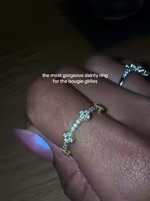 sparkle sparkle  #TikTokshopbacktoschool #daintyjewelry 