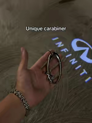 This is lowkey too hard #carabiner #fyp #y 2k #streetwear #viral