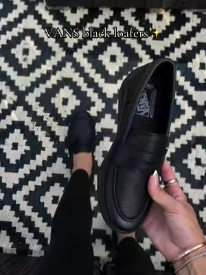 @vans #loafers #loafersoutfit #pennyloafers 