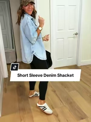 Staple piece for fall layering! I sized up for full bottom coverage 😆 5’2” 127 in a Medium #denimjacket #jeanjacket #layering #falloutfits #shacket 