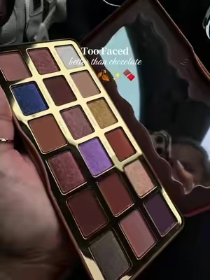 this eye palette 🤌🏻✨🍂🍫 #toofaced #betterthanchocolate #eyeshadow #toofacedcosmetics #tiktokshopcreatorpicks 