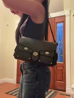 IV NEVER BEEN SO EXCITED FOR A PACKAGEE #shoulderbag #fashion #bags 