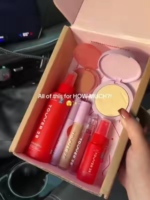 #tower28 #tower28beauty #makeup #tiktokshopcreatorpicks #TikTokshopbacktoschool 