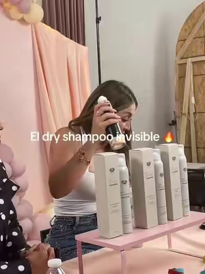 Este dry shampoo no te dejará el cabello blanco 🤌✨