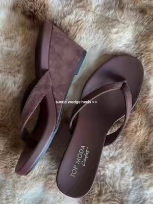 so cute @windsorstore #windsorstore #shoes #wedgeshoe 